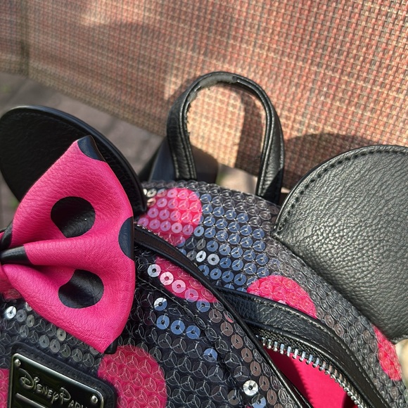 Cute Disney bag from loungefly - Picture 6 of 7